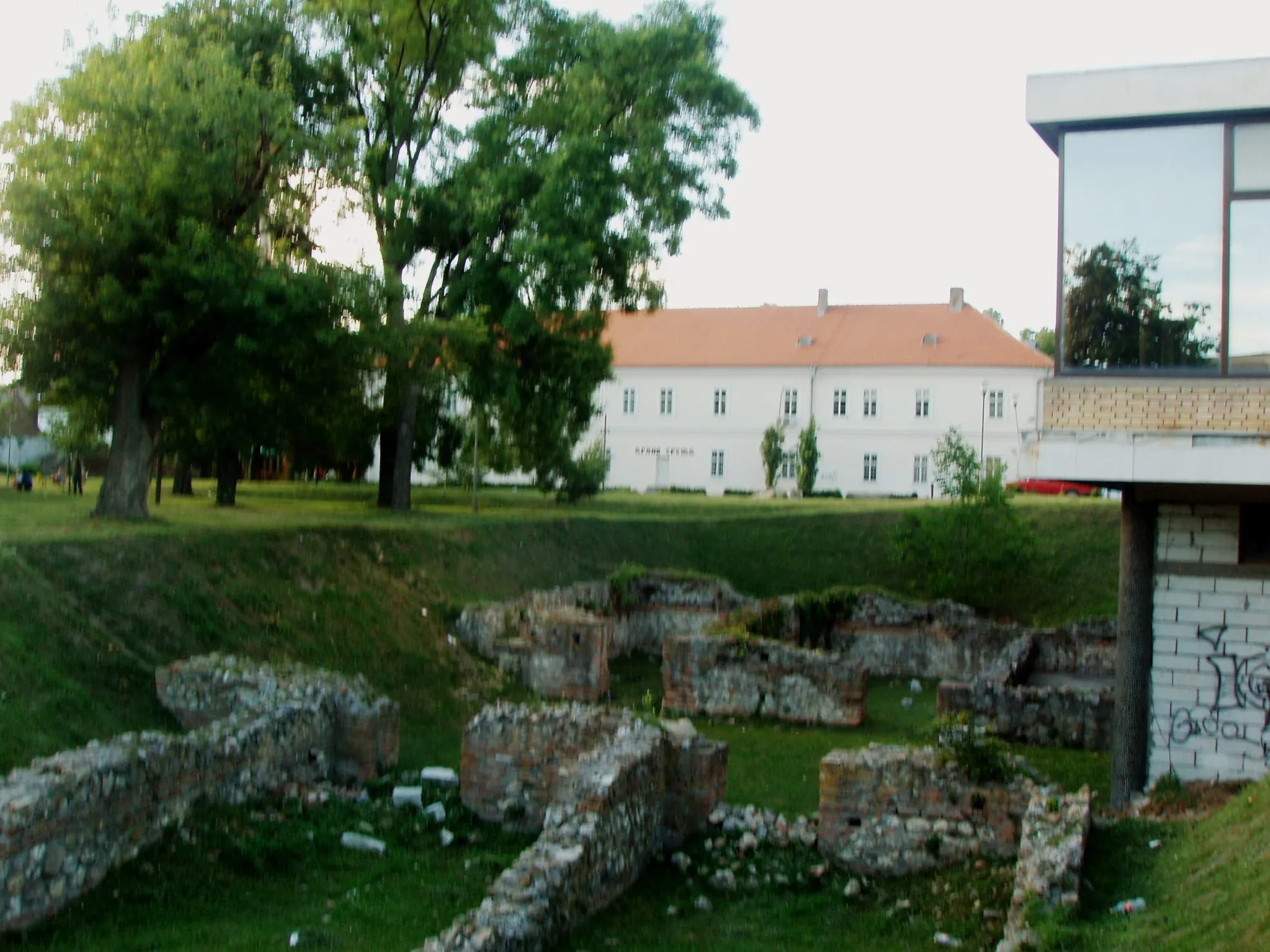 Ostaci carske palate Sirmijum, otkriveni usred Sremske Mitrovice